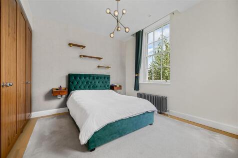 bedroom1 (7).jpg