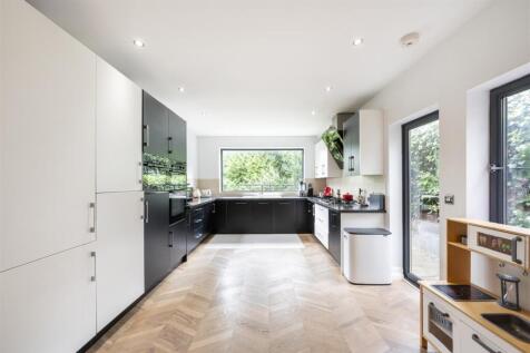 KITCHEN1 (6).jpg