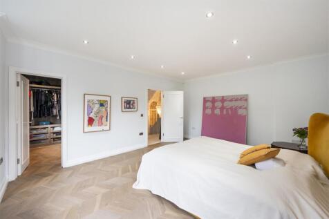 BEDROOM2b (2).jpg