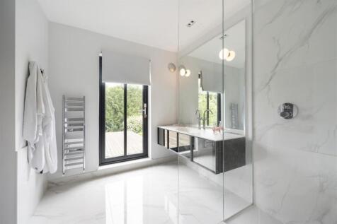 BATHROOM2 (7).jpg