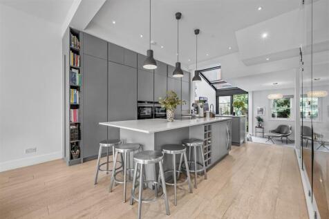 kitchen2.jpg