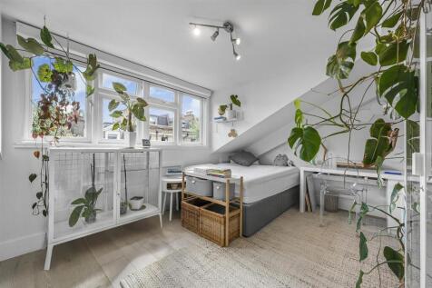 bedroom3.jpg