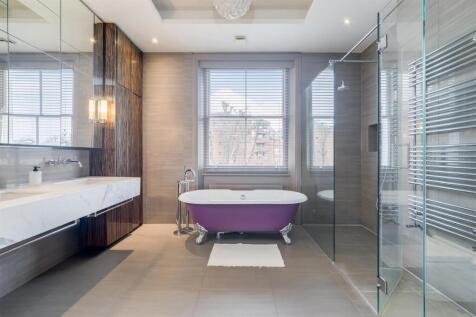 BATHROOM 2.jpg