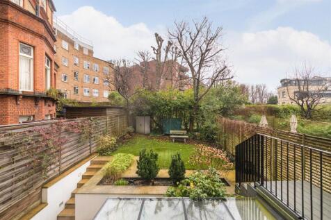 GARDEN 3.jpg