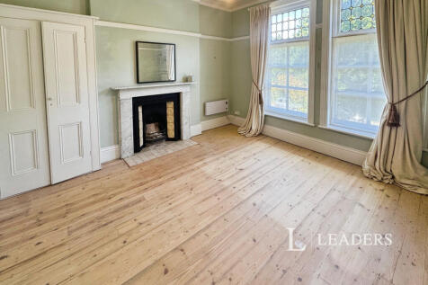 13 - Bedroom 3