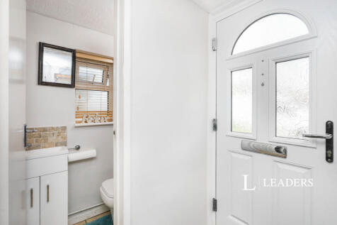 Porch/cloakroom