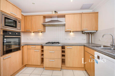 3 - Kitchen