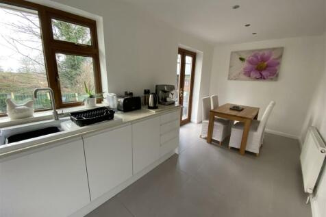 Kitchen/diiner: