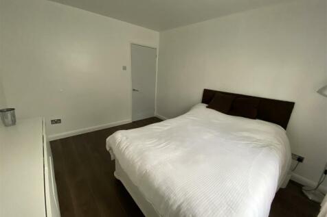 Bedroom no 2 rear double: