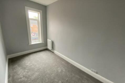 Bedroom no.3 rear: