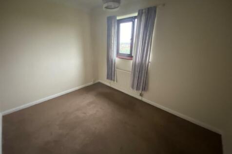 Bedroom no.2 rear double: