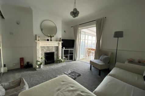 Lounge: