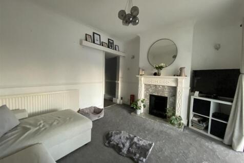 Lounge: