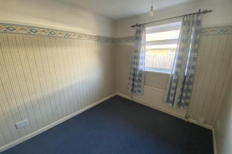 Bedroom no.3 side: