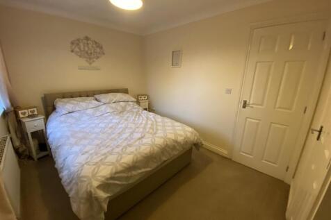 Master bedroom: