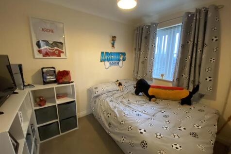 Bedroom no 2 rear double: