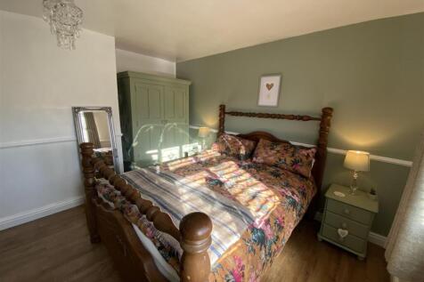 Bedroom no 1: