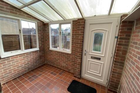Lean -to: