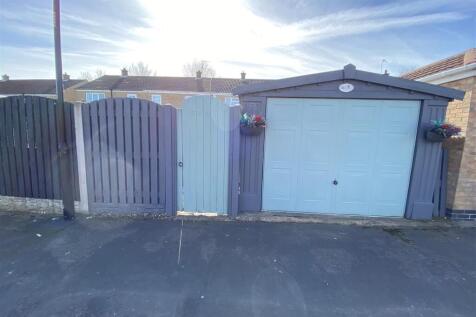 Garage: