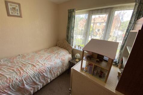 Bedroom no.3 front: