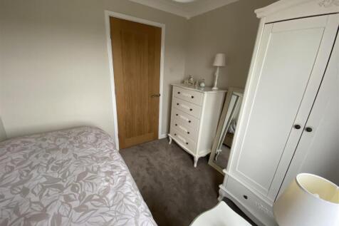 Bedroom no.3 front:
