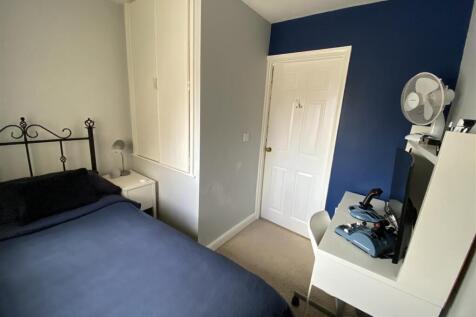 Bedroom no.3 front:
