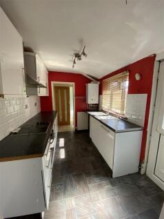 Kitchen: