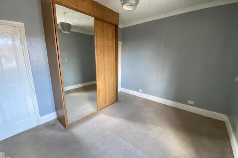 Bedroom no.2 rear double: