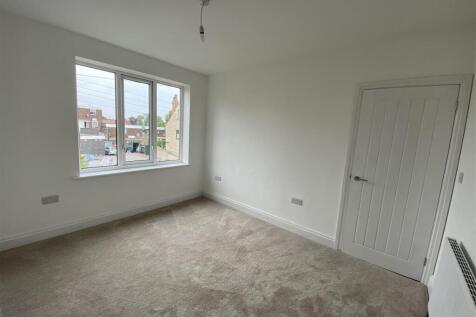 Bedroom no.1 front double: