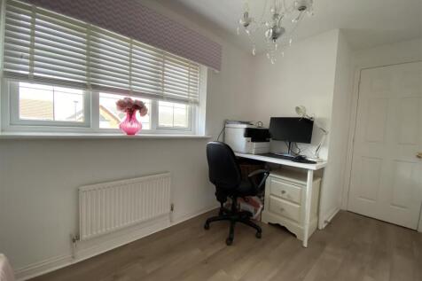 Bedroom no 4:
