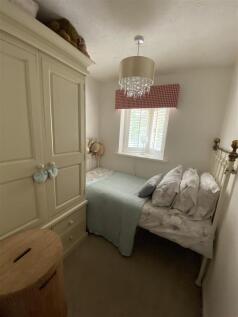 Bedroom no.3 front: