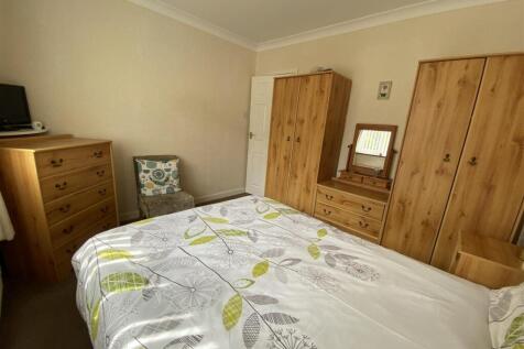 Bedroom no.2 front double: