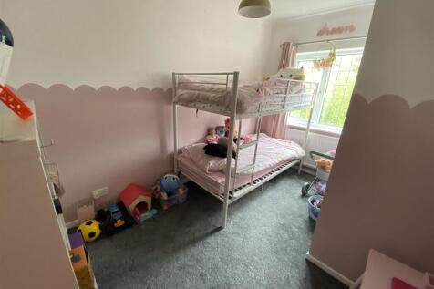 Bedroom no.2: