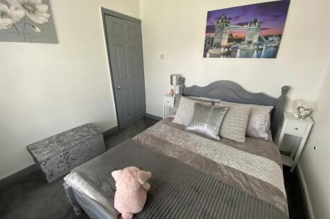Bedroom no.3 rear double: