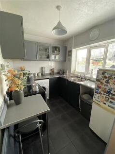 Kitchen: