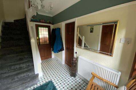 Entrance hallway: