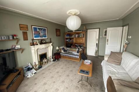 Lounge: