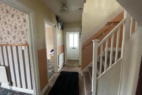 Entrance hallway: