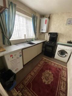 Kitchen: