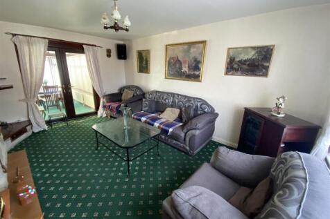 Lounge: