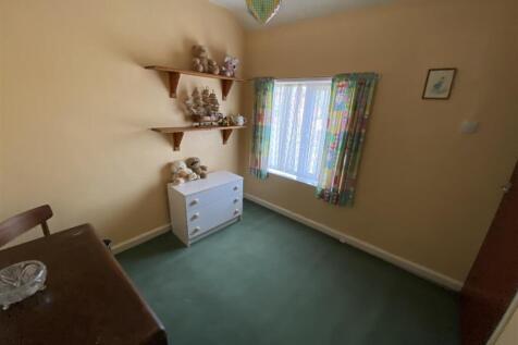 Bedroom no.3 front: