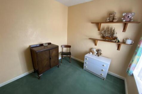 Bedroom no.3 front: