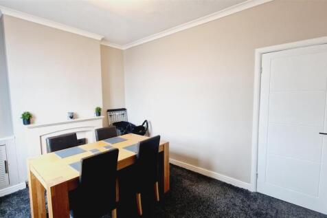 Alt Dining Room