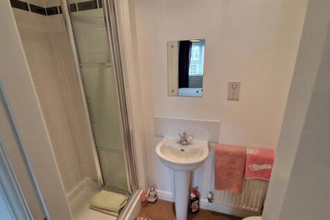 En Suite Shower Room
