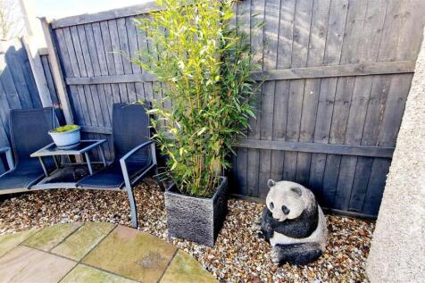 Garden bench