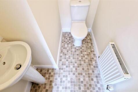 Cloakroom / WC
