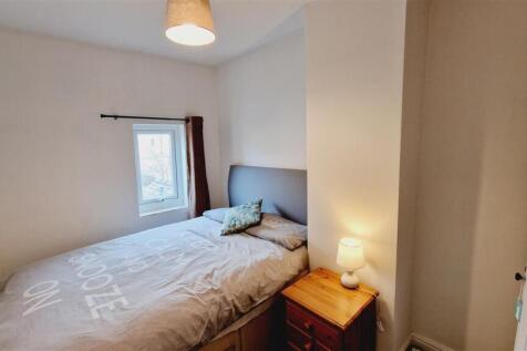 Bed 2 1