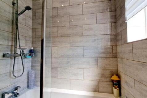Alt Bathroom
