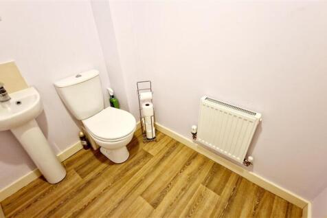 Cloakroom / WC