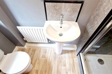 En Suite Shower Room